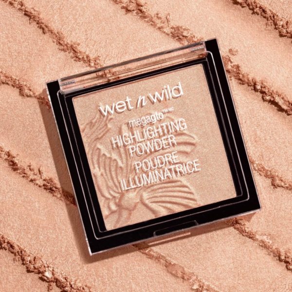 Markwins Highlight Powder 0.19oz Golden Crown-6