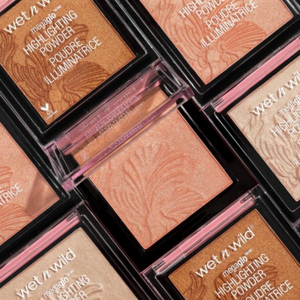 Markwins Highlight Powder 0.19oz Golden Crown-4